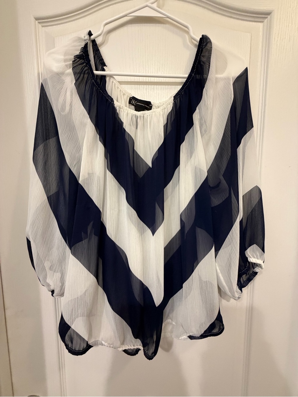 INC International Concepts Navy White Chevron Blouse Size 12